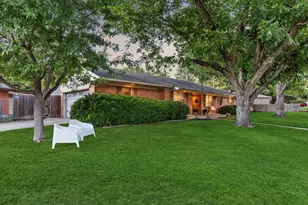 2127 Clarksdale Dr, Dallas, TX 75228 - Photo 18