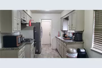 1212 Whispering Circle, Dallas, TX 75241 - Photo 2