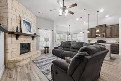 2109 Burke Drive, Princeton, TX 75407 - Photo 4