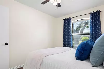 4306 Harvest Hill Road, Carrollton, TX 75010 - Photo 32