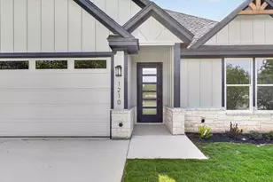 1210 Harvard St, River Oaks, TX 76114 - Photo 4