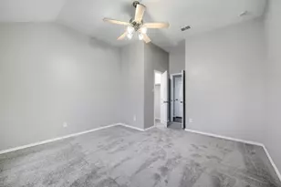 915 Hidden Oaks Dr, Burleson, TX 76028 - Photo 22