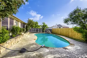 915 Hidden Oaks Dr, Burleson, TX 76028 - Photo 32
