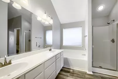 915 Hidden Oaks Drive, Burleson, TX 76028 - Photo 28