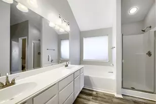 915 Hidden Oaks Dr, Burleson, TX 76028 - Photo 28