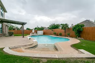 1121 Victory Bells Dr, Fort Worth, TX 76052 - Photo 32
