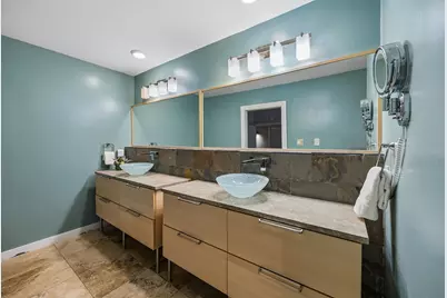 7001 Kingshollow Drive, Dallas, TX 75248 - Photo 22