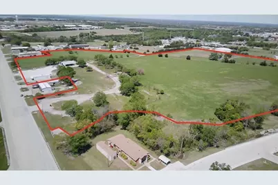 676 W W Audie Murphy Parkway, Farmersville, TX 75442 - Photo 4