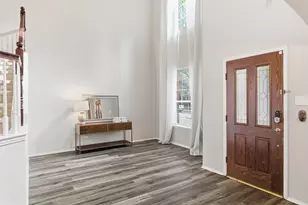 12471 Hawk Creek Dr, Frisco, TX 75033 - Photo 8