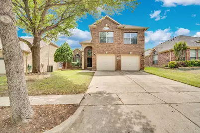 4940 Paddock Drive, Fort Worth, TX 76244 - Photo 2