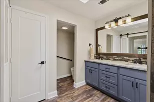 8323 Southmeadow Cir, Dallas, TX 75231 - Photo 18