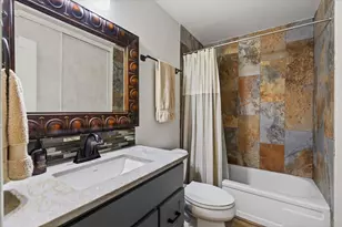 8323 Southmeadow Cir, Dallas, TX 75231 - Photo 20