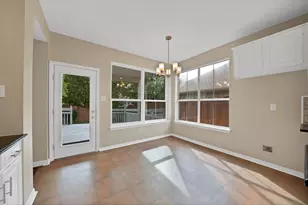 9316 Western Trail, Irving, TX 75063 - Photo 10