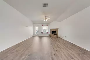 1119 Wolverine Ln, Greenville, TX 75402 - Photo 8