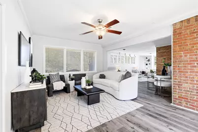 10208 Lake Gardens Drive, Dallas, TX 75218 - Photo 4