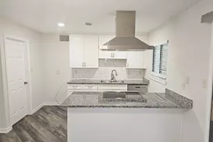 6908 Sunflower Cir N, Fort Worth, TX 76120 - Photo 4