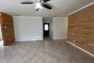 12120 Bishop Dr, Balch Springs, TX 75180 - Photo 10