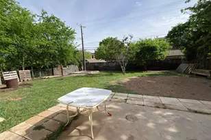 12120 Bishop Dr, Balch Springs, TX 75180 - Photo 8