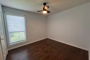 12120 Bishop Dr, Balch Springs, TX 75180 - Photo 28