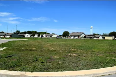204 Preston Circle, Mabank, TX 75147 - Photo 1