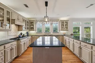 3525 Overton View Ct, Fort Worth, TX 76109 - Photo 12