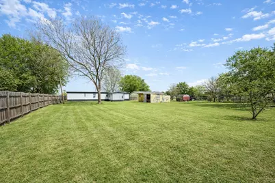202 S Austin Street, Rice, TX 75155 - Photo 2