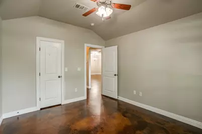 212 W 1st Street, Weatherford, TX 76086 - Photo 32