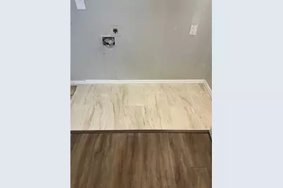 6028 Stoneybrook Drive, Fort Worth, TX 76112 - Photo 4