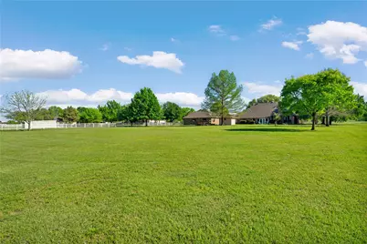 7247 Somerset Lane, Aubrey, TX 76227 - Photo 32