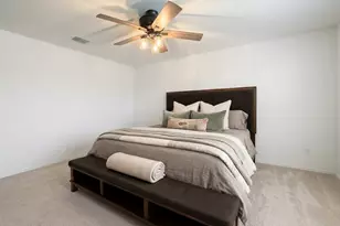 14033 Earlham St, Pilot Point, TX 76258 - Photo 16