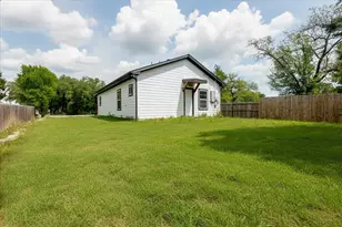 3516 Tomahawk Dr, Granbury, TX 76048 - Photo 16