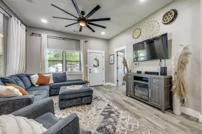 608 Baker Street, Denison, TX 75020 - Photo 6