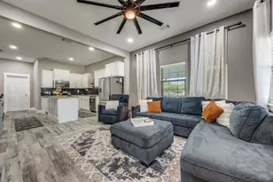 608 Baker St, Denison, TX 75020 - Photo 4