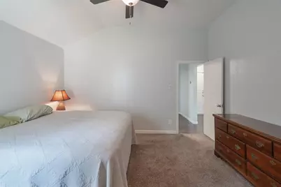 6011 Hott Springs Drive, Arlington, TX 76001 - Photo 10