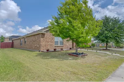 753 Snowy Orchid Lane, DeSoto, TX 75115 - Photo 2