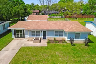 1308 Rose Ave, Cleburne, TX 76033 - Photo 2