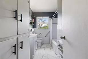 1308 Rose Ave, Cleburne, TX 76033 - Photo 16