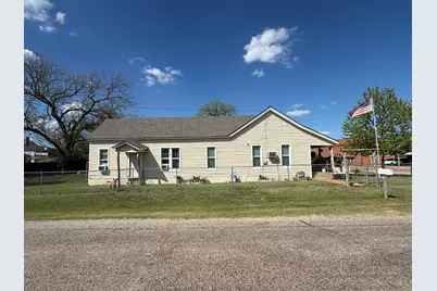 306 3rd Street, Valley Mills, TX 76689 - Photo 4