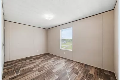 205 E Park Street, Frost, TX 76641 - Photo 14