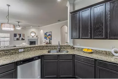 414 Lucky Landing Drive, Wilmer, TX 75172 - Photo 8