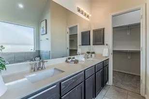 414 Lucky Landing Dr, Wilmer, TX 75172 - Photo 14