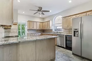 2604 Spring Lake Dr, Richardson, TX 75082 - Photo 2