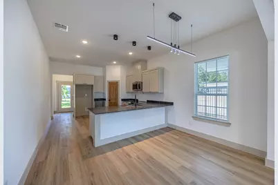 816 Glen Garden, Fort Worth, TX 76104 - Photo 6