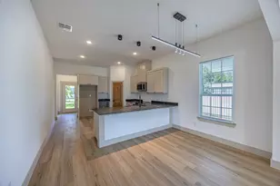 816 Glen Garden, Fort Worth, TX 76104 - Photo 6