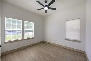 805 Glen Garden, Fort Worth, TX 76104 - Photo 12