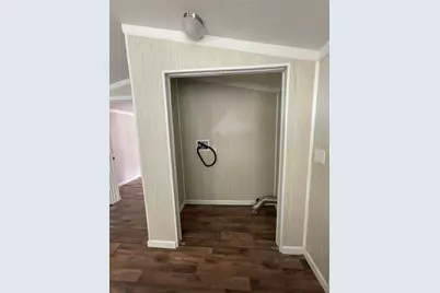 433 Capricorn Drive, Granbury, TX 76049 - Photo 34