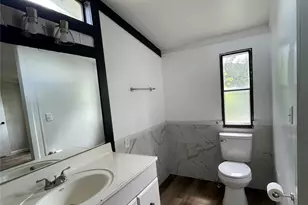 433 Capricorn Dr, Granbury, TX 76049 - Photo 18