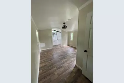 433 Capricorn Drive, Granbury, TX 76049 - Photo 22