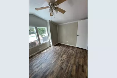 433 Capricorn Drive, Granbury, TX 76049 - Photo 24