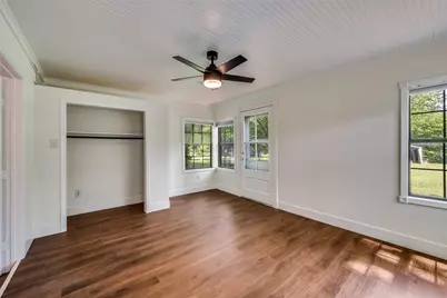 544 NW King Street, Burleson, TX 76028 - Photo 16